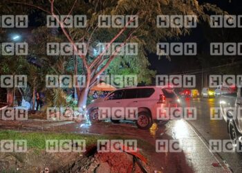 ¡Ataque despiadado! Acribillan dentro de una camioneta a dos hombres, entre ellos un policía, en Gracias, Lempira