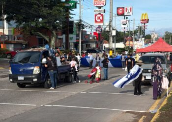 ¡Fe, amor y palabra de Dios! El pueblo cristiano celebra con alegría y emoción el Día de la Biblia