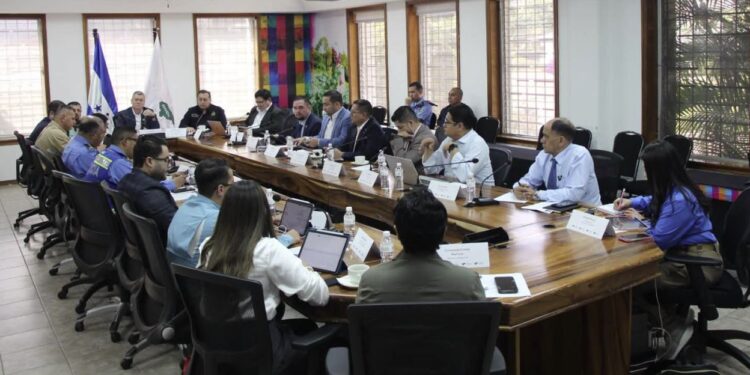 Se pone en marcha la estrategia para combatir la inseguridad en 30 municipios de Honduras
