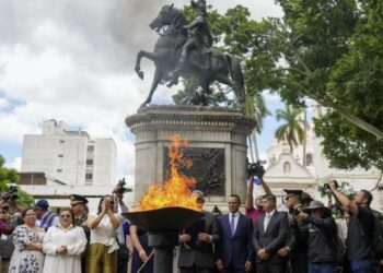 El Distrito Central recibe la Antorcha Centroamericana de la Paz, la Libertad y la Democracia