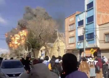 Alcaldía de Viacha, Bolivia reporta al menos 41 heridos por explosión en un cuartel