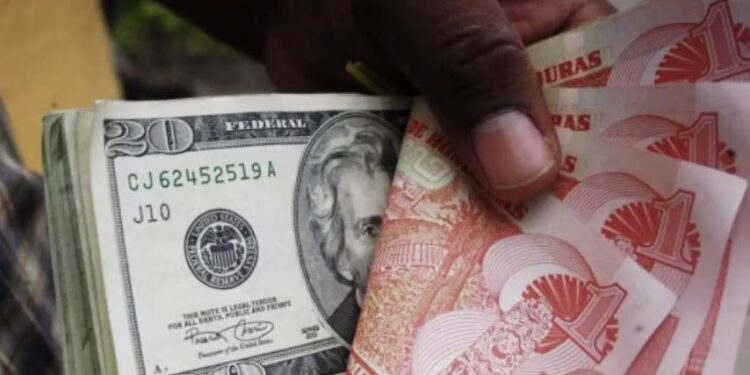 Remesas superan los $8,900 millones y confirman el peso de la migración en los hogares hondureños