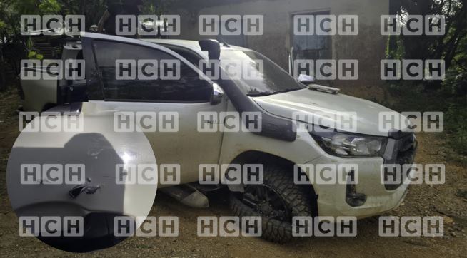 Criminales dejaron tirados dos vehículos tras enfrentarse con las Fuerzas Armadas en aldea Icoteas, Limón, Colón