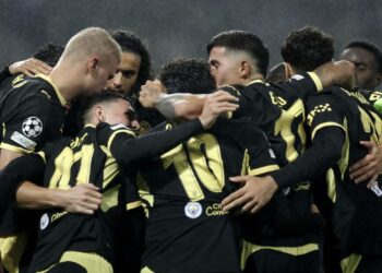 Haaland golpea dos veces y el Manchester City arranca con triunfo en Europa