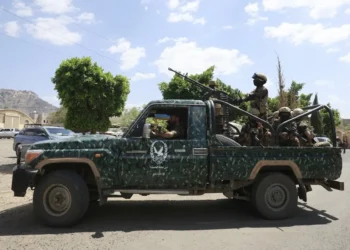 Aumentan a más de 2,000 los desplazados llegados a Yibuti por el avance hutí en Yemen