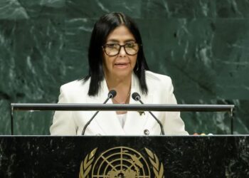 Delcy Rodríguez pidió reformar la Ley contra el Odio que el chavismo utilizó para perseguir a opositores y periodistas
