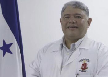 Doctor Juan Carlos Argueta es separado de su cargo como director del Hospital Catarino Rivas