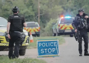 Cinco detenidos por explosivos cerca de una base británica usada por Estados Unidos