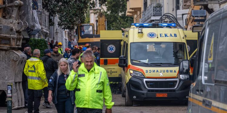 Cuatro ciudadanos estadounidenses mueren tras trágica explosión de gas en el centro de Atenas