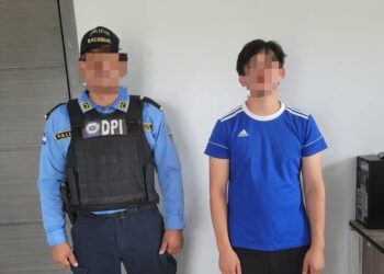 ¡Resuelto el misterio de 7 años! Joven reportado como desaparecido en Honduras regresa deportado del extranjero a sus 20 años