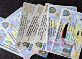 ¿Quieres renovar tu licencia de conducir hondureña en España? Aquí te decimos cuál es el primer paso