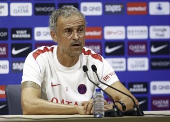 Luis Enrique cree que Fabián Ruiz y Dembélé merecen el Balón de Oro