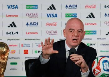 Tensión en la FIFA: La FA inglesa exige a Infantino revelar los documentos sobre el intento de privatización del Mundial