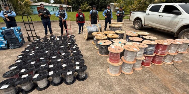 Millonario decomiso: Recuperan lote de cable de cobre valorado en más de 6 millones de lempiras en Comayagua