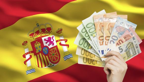 Unos $93 millones envían los hondureños que viven en España por concepto de remesas