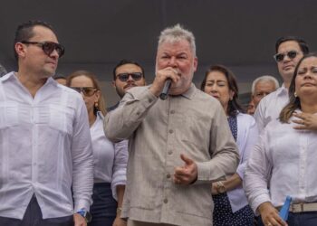 Roberto Contreras dispara contra la administración de Xiomara Castro: “Nunca vimos un centavo del gobierno anterior”