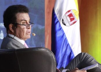 Abogados de Nasralla presentan al TJE recurso de apelación contra la resolución de política limpia