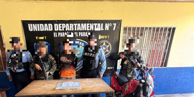 Cae alias “El Chele”, presunto integrante del grupo delictivo “Los Panteras”, con dosis de crack en Danlí