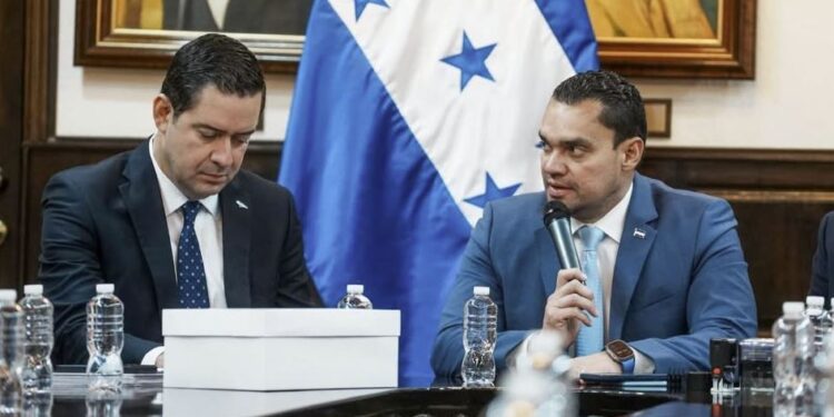 Congreso Nacional recibe proyecto de Presupuesto General 2027 que subiría 11 mil millones en relación al de 2026