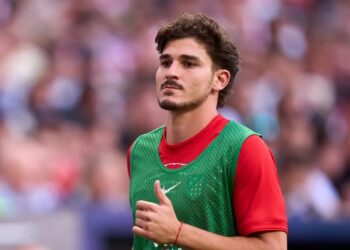 “Es pasado”: Barcelona cierra definitivamente la puerta al fichaje de Julián Álvarez y fija su mirada en el futuro