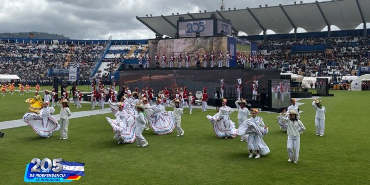 ¡205 años de historia y orgullo! Estadio Nacional se llena de arte, cultura y tradición este 15 de septiembre
