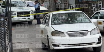 ¡Está perra la cosa, señores! A quemarropa, pasajero mata a taxista de la ruta Centro-El Bosque