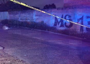 ¡Macabro! Ensabanado, maniatado y ejecutado, dejan cadáver en la “frontera” de la Villa Nueva | Móvil Emergencia TGU