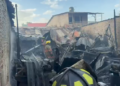 ¡No quedó nada! Voraz incendio arrasó llantera en Comayagua