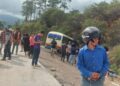 ¡Por poco es tragedia! Tres heridos al accidentarse bus desenfrenado en carretera a oriente