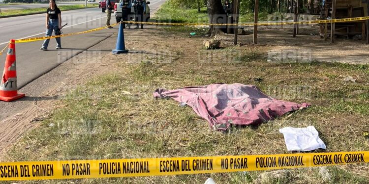 ¡Se la jugó y perdió! Por meterse con mujeres casadas, lo hallan amarrado y baleado en Choloma