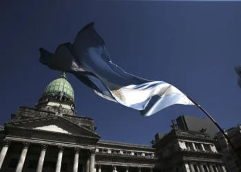 Argentina le ofrecerá ciudadanía a extranjeros a cambio de que aporten 350,000 dólares