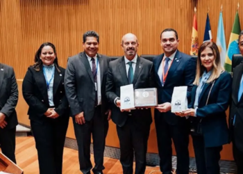 Delegación hondureña visita el Senado de España durante foro parlamentario en Madrid