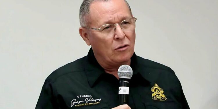 Ministro: “No tengo informes sobre altos oficiales ligados a estructuras criminales”