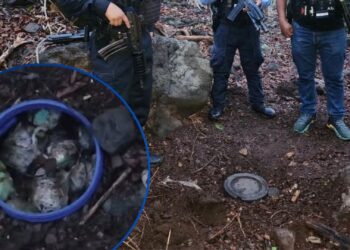 ¡Al estilo Escobar! Hallan más de 8 mil dosis de cocaína y crack enterradas en caleta en Nacaome