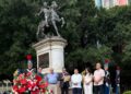 ¡Muchos disfrutan el feriado, pero pocos recuerdan la fecha! Solo los liberales se acordaron hoy del natalicio de Francisco Morazán