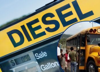 ¡Un respiro para algunos! Gobierno absorberá temporalmente 12 lempiras semanales al costo del galón de diésel